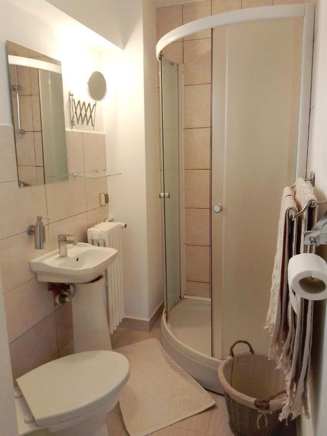 Bed & Breakfast Popamuseum Tarpesti Strada Muzeului Nr 28 Tîrpeşti 외부 사진