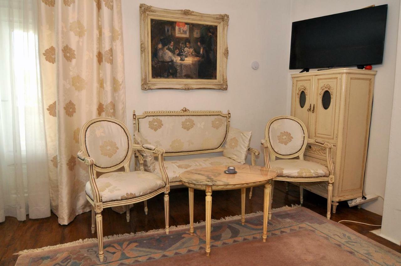 Bed & Breakfast Popamuseum Tarpesti Strada Muzeului Nr 28 Tîrpeşti 외부 사진